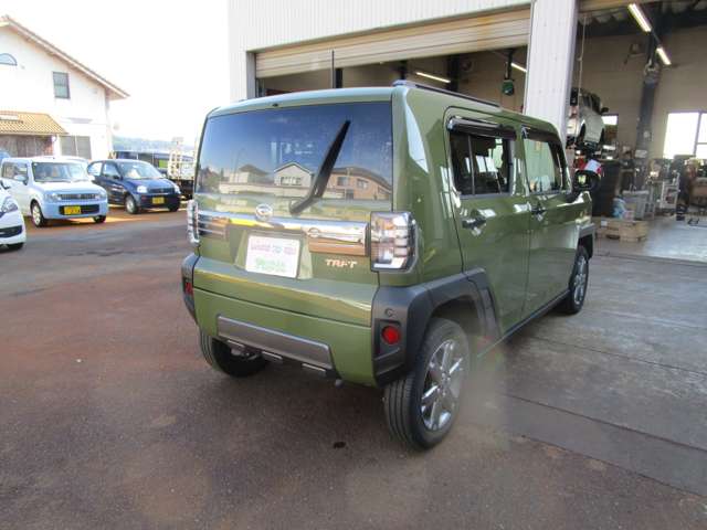Daihatsu Taft 7