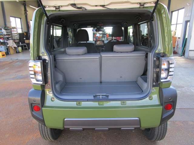 Daihatsu Taft 9