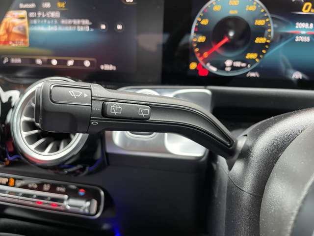 Mercedes-Benz GLB 11