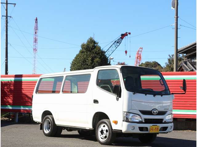 Toyota Dyna Route Van 7