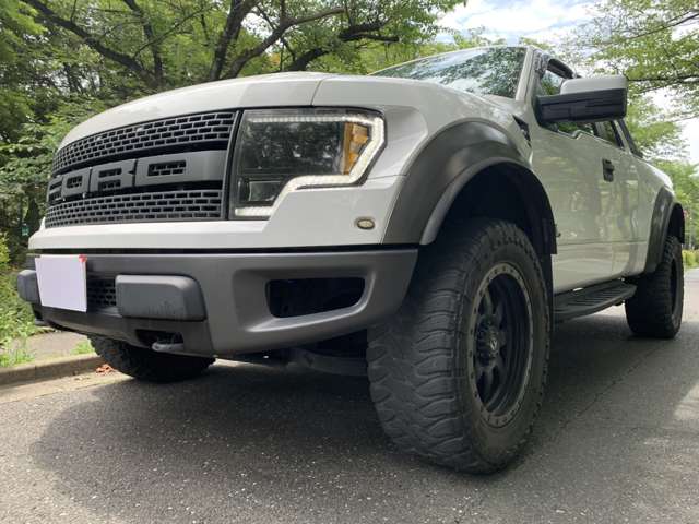 Ford F-150 8