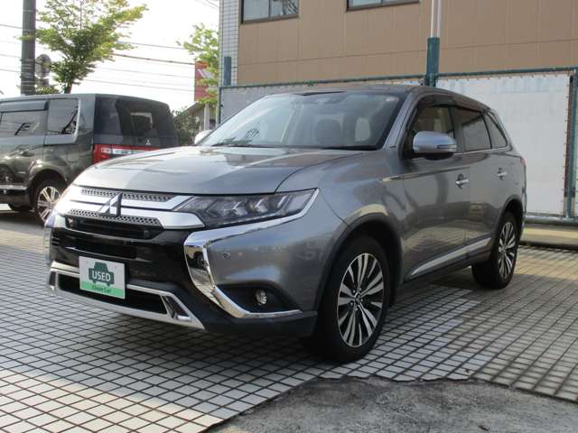 Mitsubishi Outlander 4