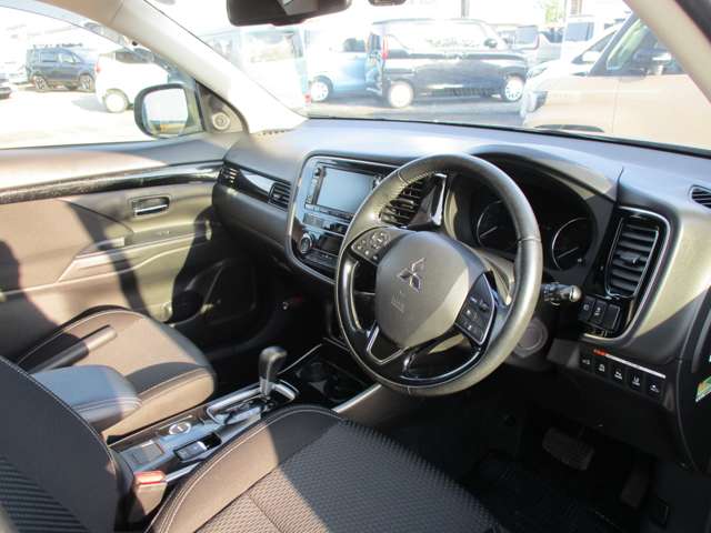 Mitsubishi Outlander 10