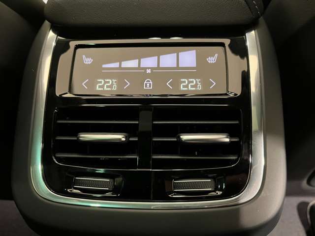 Volvo XC60 12
