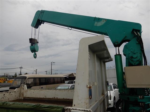 Isuzu Elf 8