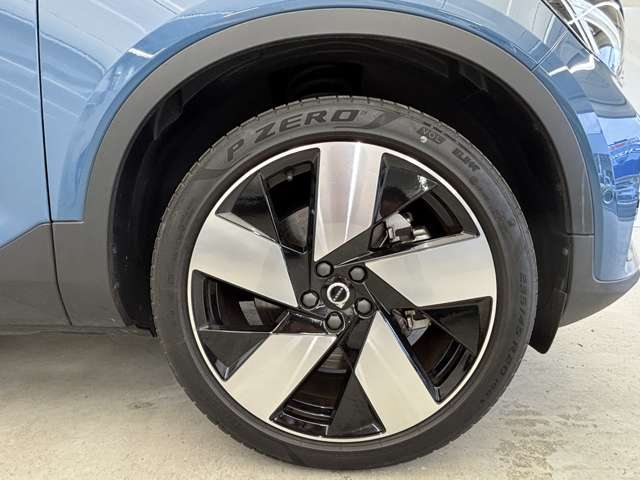 Volvo XC40リチャージ 8