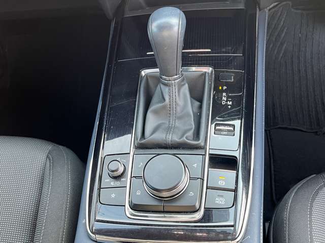 Mazda CX-30 10