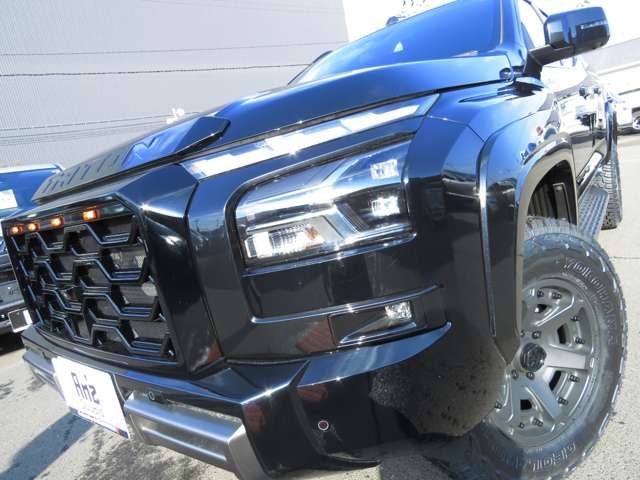 Mitsubishi Triton 3