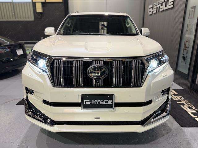 Toyota Land Cruiser Prado 6