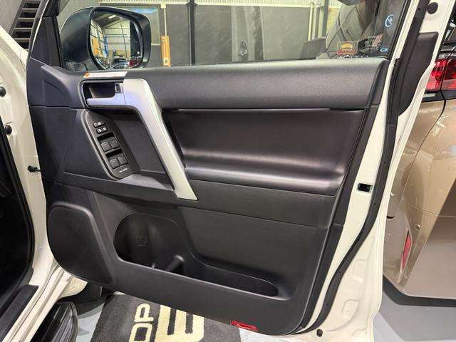 Toyota Land Cruiser Prado 10