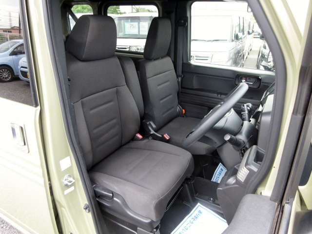 Honda N-VAN 9