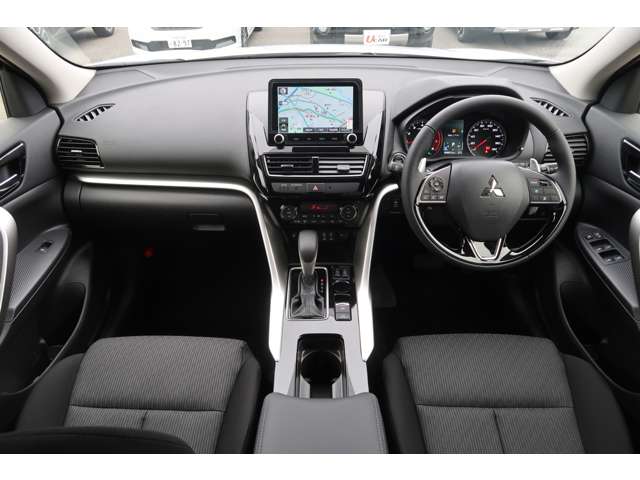 Mitsubishi Eclipse Cross 8