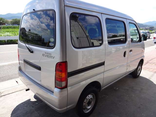 Suzuki Every 5