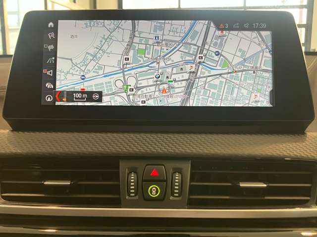 BMW X2 4