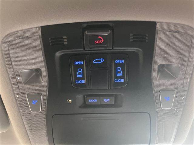 Toyota Alphard 9