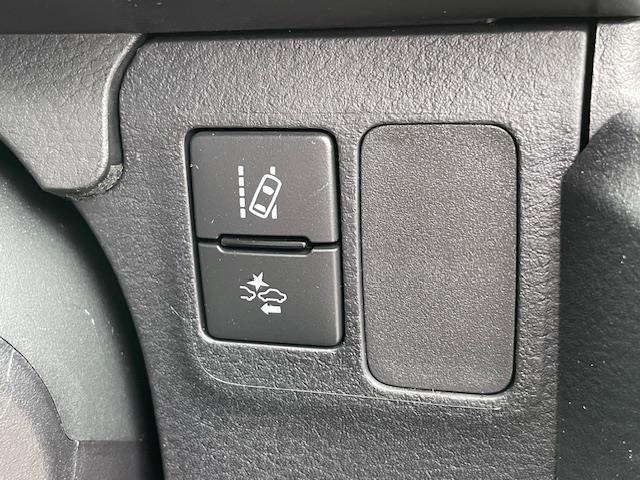 Toyota Probox Van 11