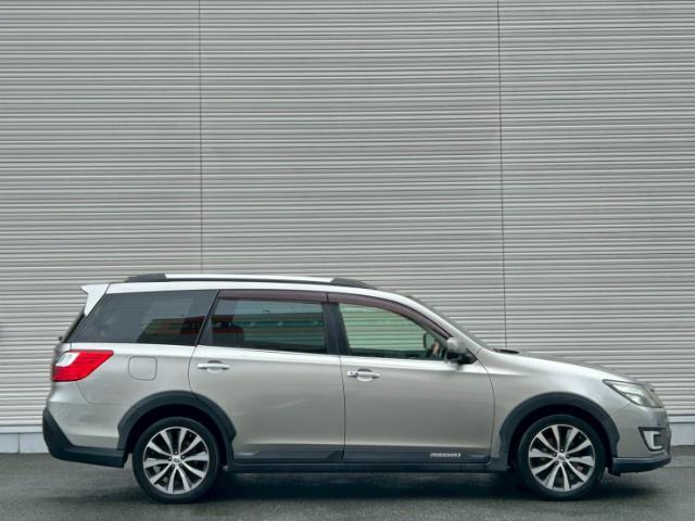 Subaru Exiga Crossover7 10