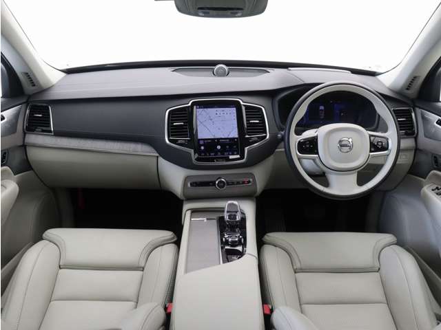 Volvo XC90 4