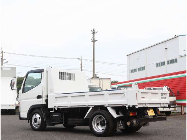 Mitsubishi Fuso Canter 11