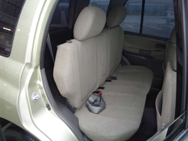 Suzuki Escudo 9