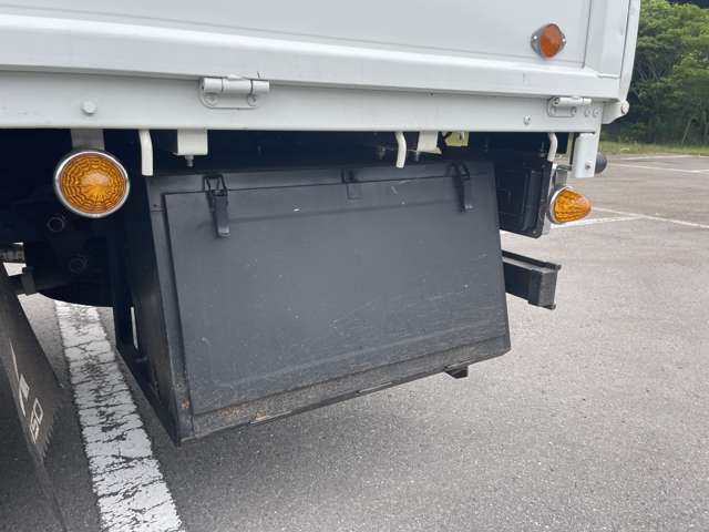 Mitsubishi Fuso Canter 12