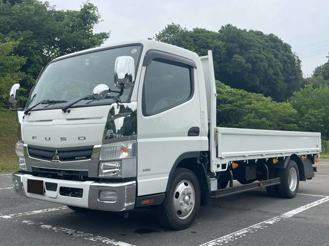Mitsubishi Fuso Canter 4