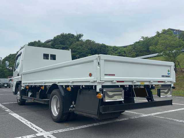 Mitsubishi Fuso Canter 6