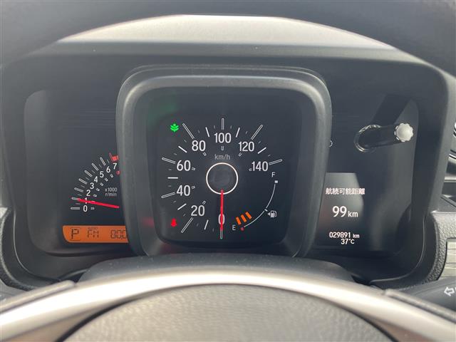 Honda N-VAN 8