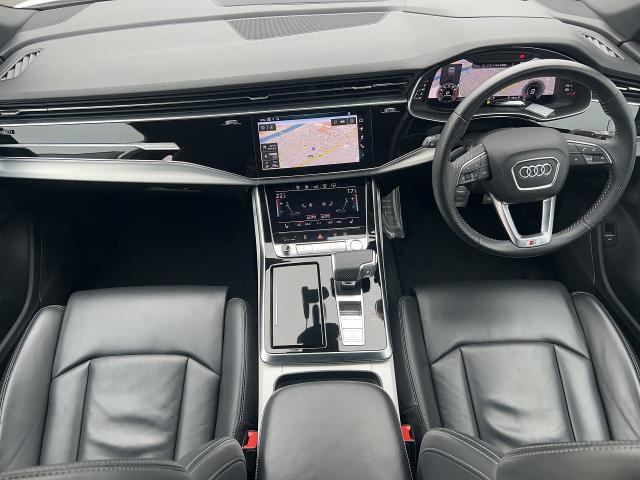 Audi Q7 2