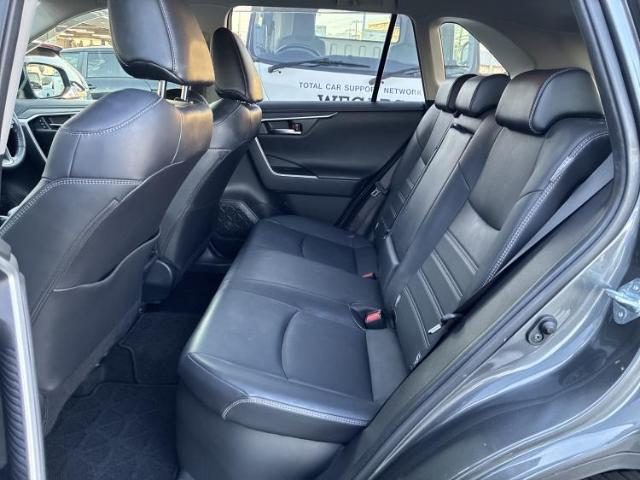 Toyota RAV4 10