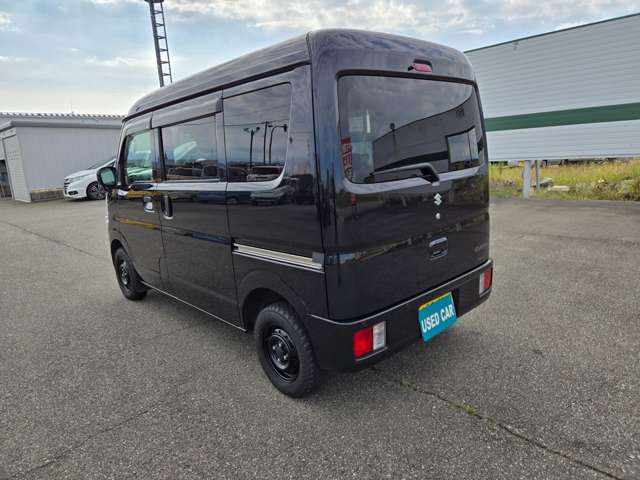 Suzuki Every 9