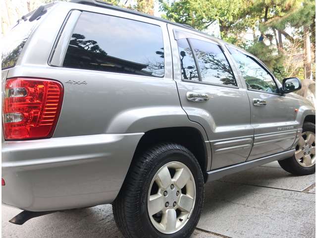 Jeep Grand Cherokee 12