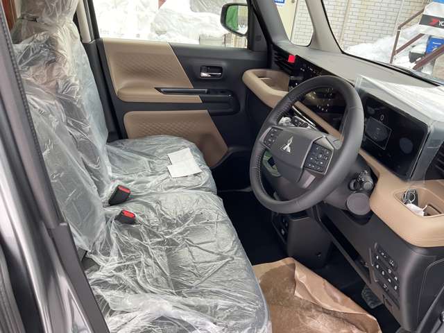 Mitsubishi Delica Mini 4