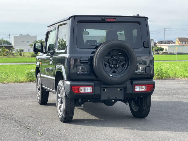 Suzuki Jimny 7