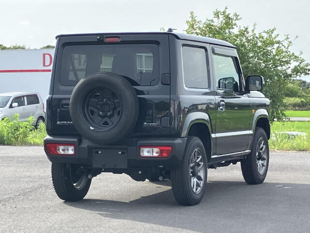 Suzuki Jimny 8
