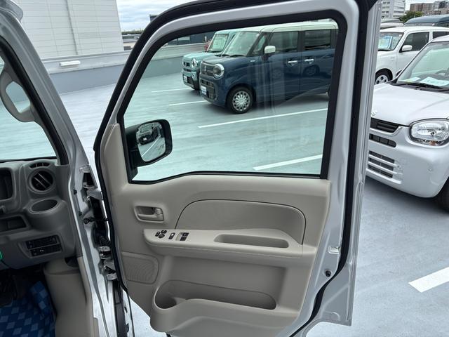 Suzuki Every 11