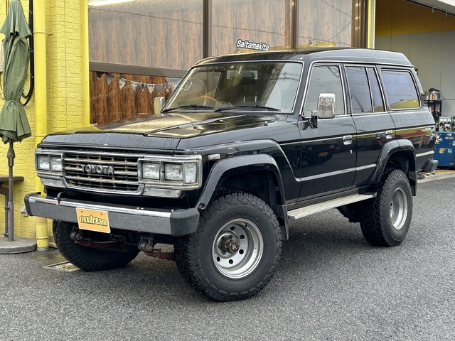 Toyota Land Cruiser 60 4