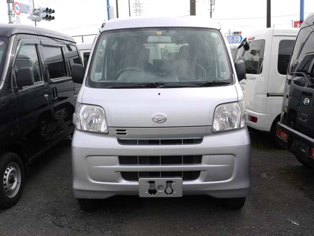 Daihatsu Hijet Cargo 2