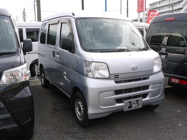 Daihatsu Hijet Cargo 3