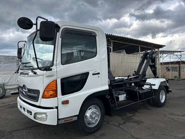 Hino Ranger 12