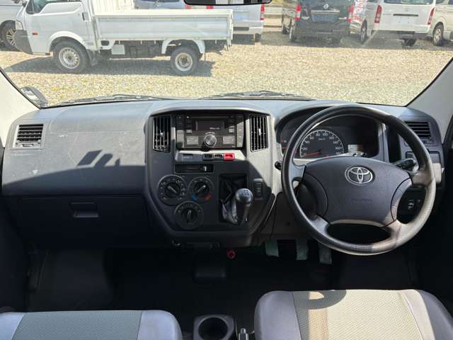Toyota Light Ace Van 6