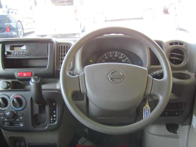 Nissan NV100 Clipper 5