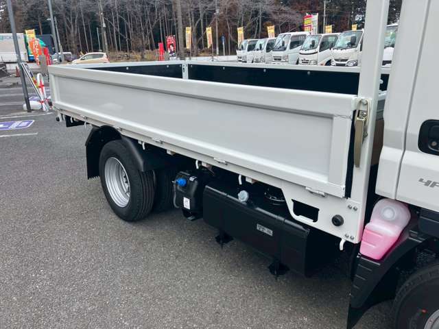 Mitsubishi Fuso Canter 11