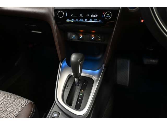 Toyota Yaris Cross 12