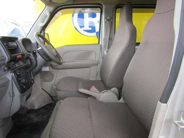 Nissan NV100 Clipper 7