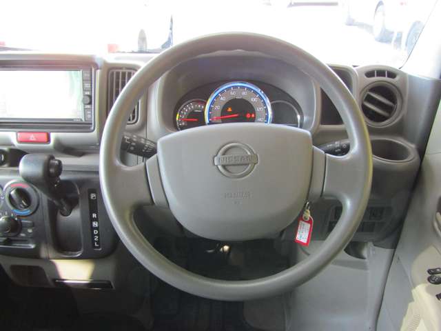Nissan NV100 Clipper 5