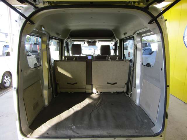 Nissan NV100 Clipper 9