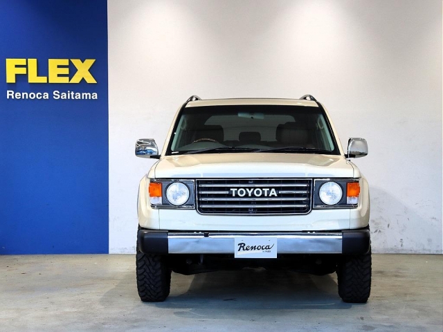 Toyota Land Cruiser 100 8