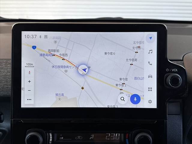 Toyota Sienta 3