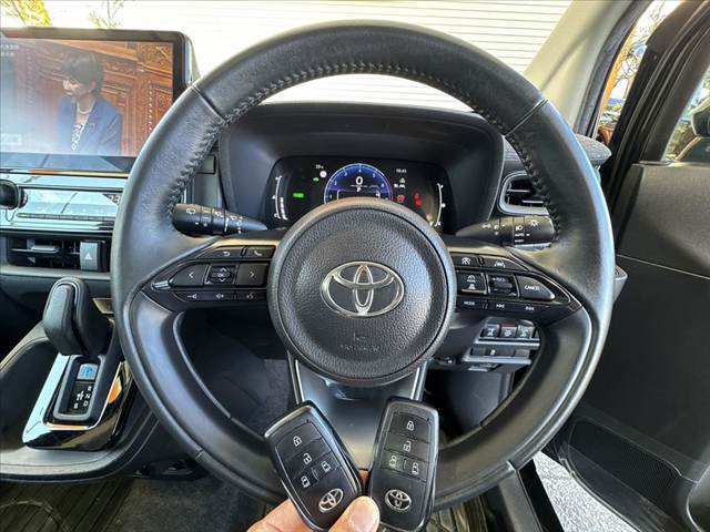 Toyota Sienta 7